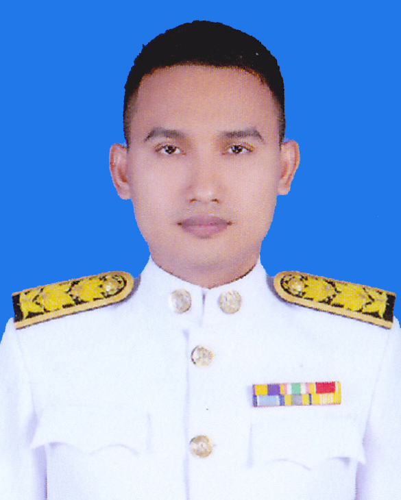 นายภพธร สุระพร