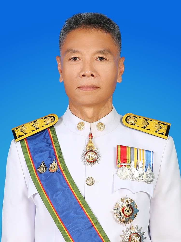 นางสาวสุดารัตน์ เชาวลิต