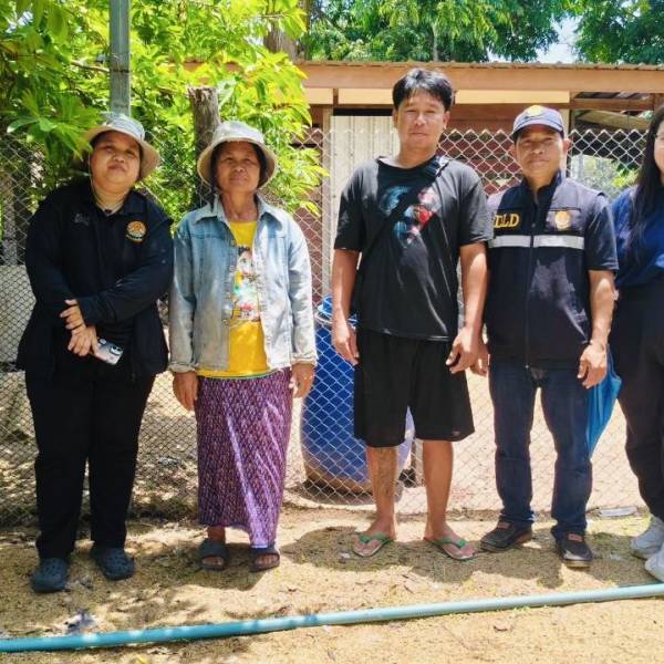 ปศุสัตว์สุรินทร์ ลงพื้นที่เตรียมความพร้อมสำหรับการรับรองใหม่ฟาร์มมาตรฐานปศุสัตว์อินทรีย์ (ไก่ไข่) อำเภอปราสาท