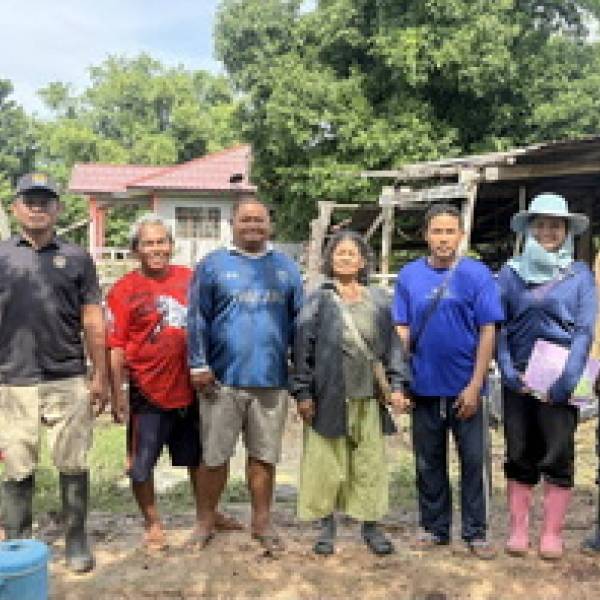 โครงการฉีดวัคซีนป้องกันโรคพิษสุนัขบ้าและผ่าตัดทำหมัน สุนัข แมว ณ ศูนย์ OTOP