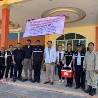 ออกตรวจเยี่ยมมอบสิ่งของ ณ จุดอพยพ จากภัยพิบัติสงครามตามแนวชายแดน